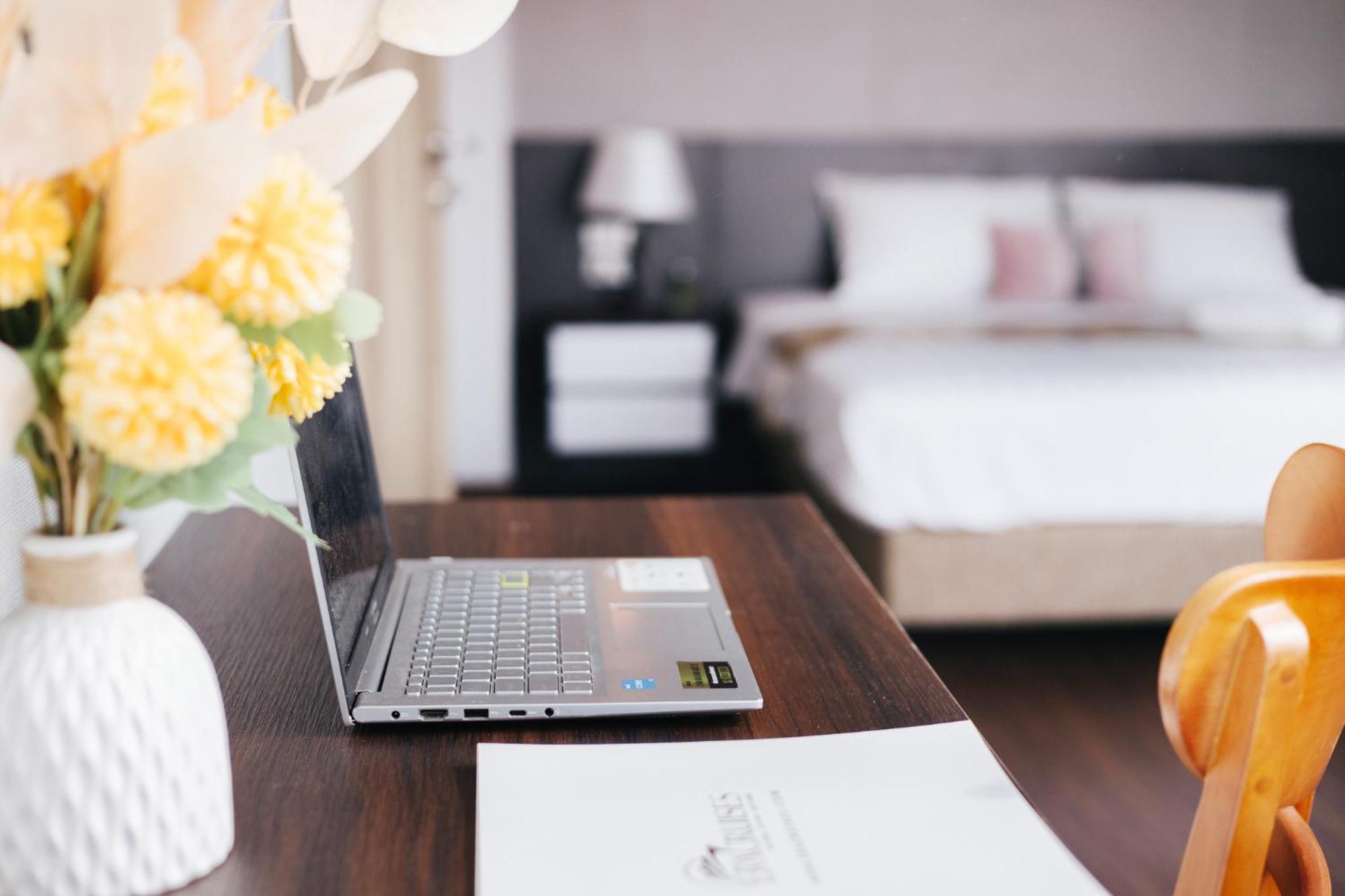 Ivy Hotel & Apartment - Stay 24H Hanoi Zewnętrze zdjęcie